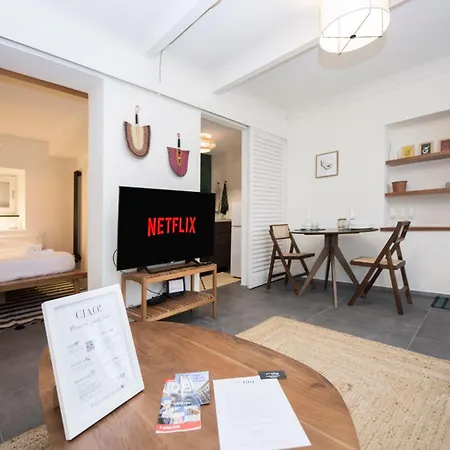 Bocadasse Beach| Wifi| Boho Luxury By Tilo Daire Cenova